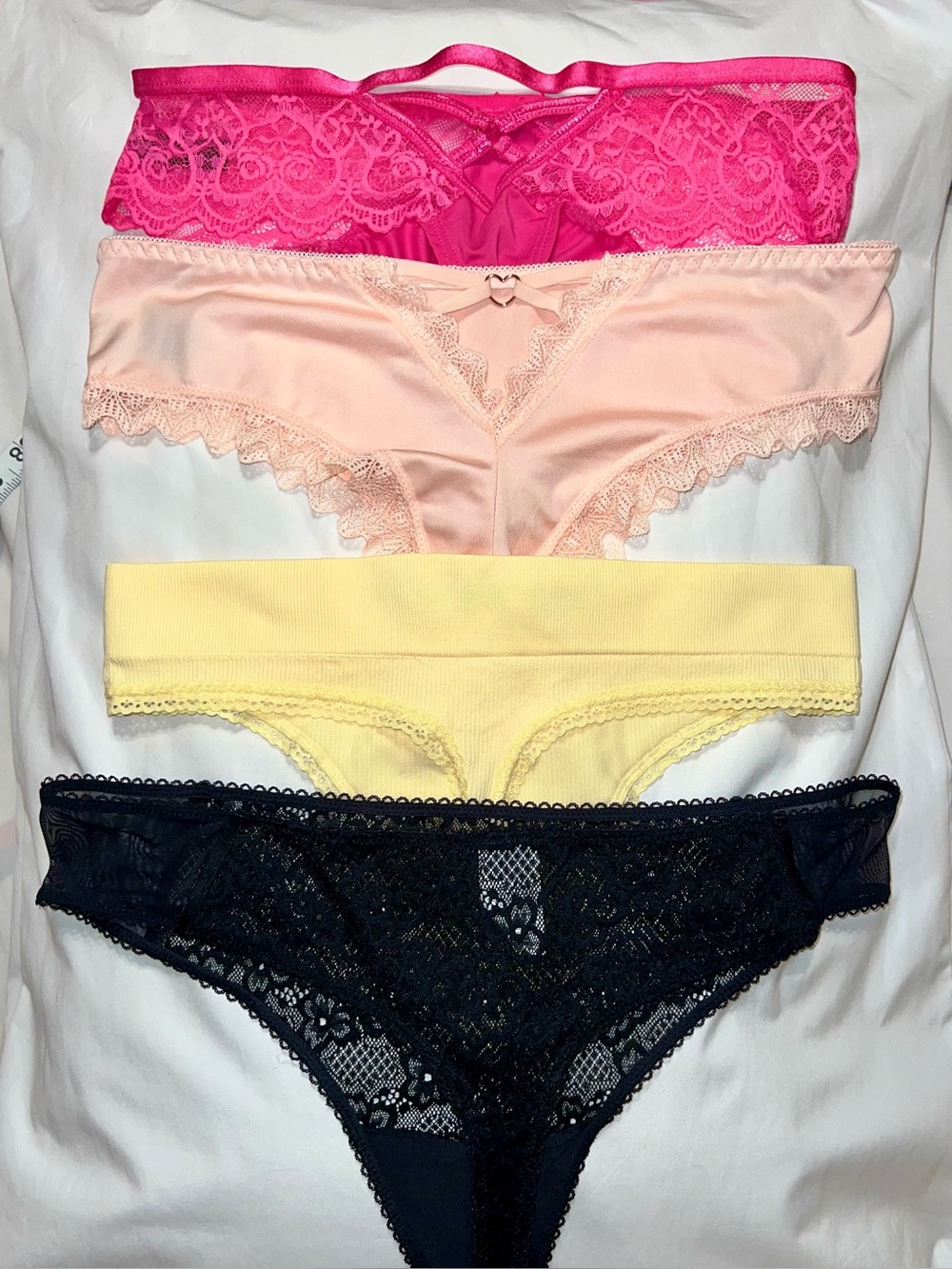 NEW NOBO / HOD / PARADE Mixed Panty Lot, Women’s MD & LG, 27-31 inch waists